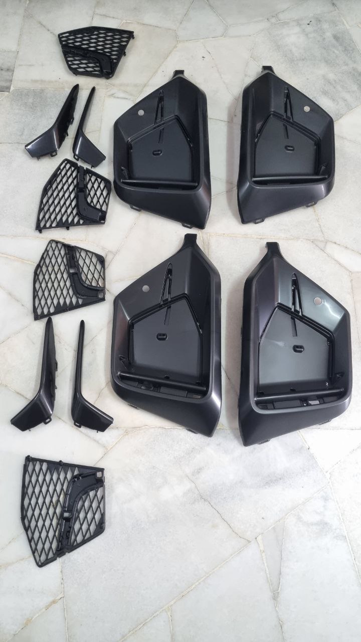 OEM Bumper garnish (3)